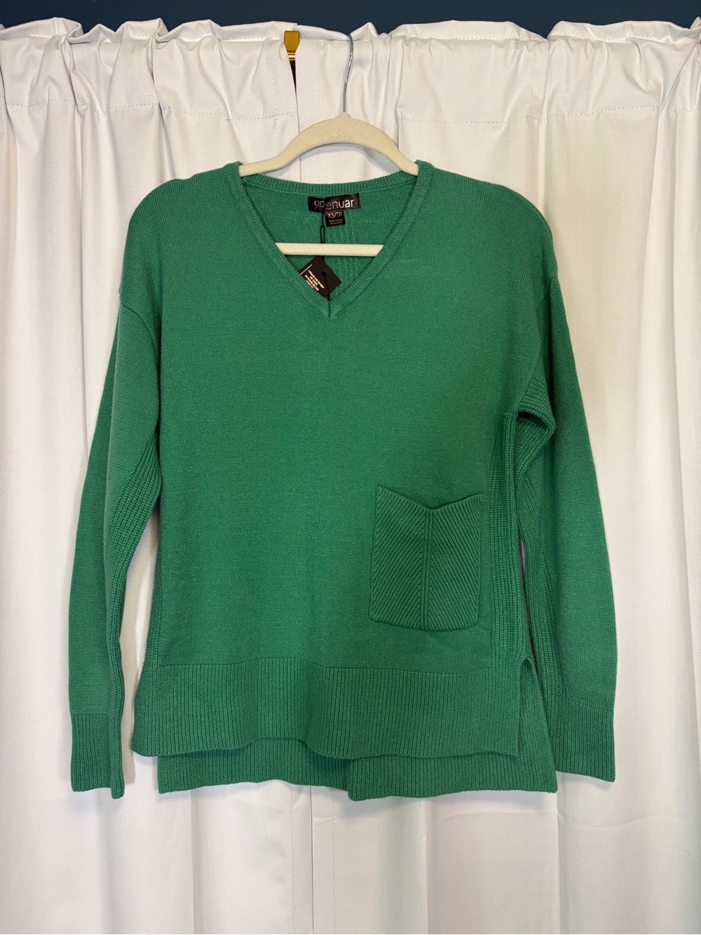 NWT Renuar V-NECK KNIT SWEATER w/ patch pocket in Artichoke Green XS Retail $105 - Picture 4 of 10